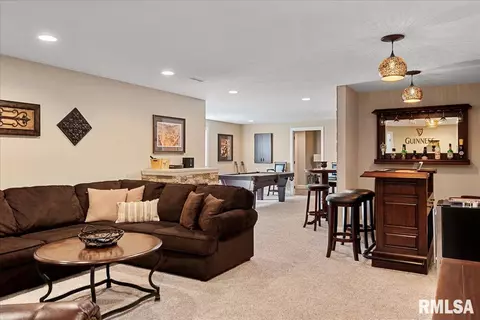 Living - 5716 Kelley Pointe Dr, Springfield, IL 62711 photo 12 of 15