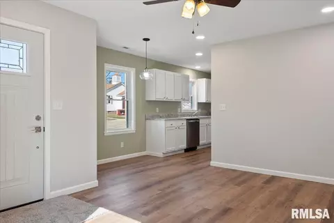 1936 N 21st St, Springfield, IL 62702 photo 5