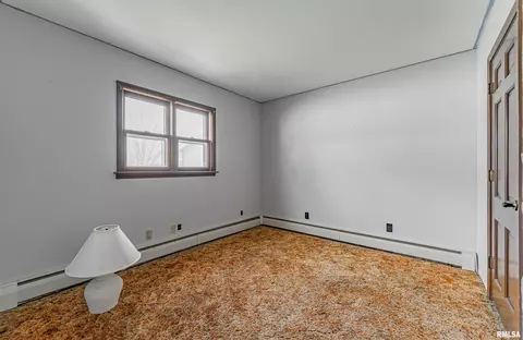 816 Pulaski St, Lincoln, IL 62656 photo 11