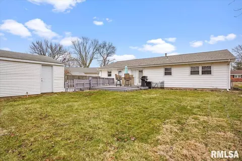 Exterior - 51 Andover Dr, Springfield, IL 62711 photo 6 of 8