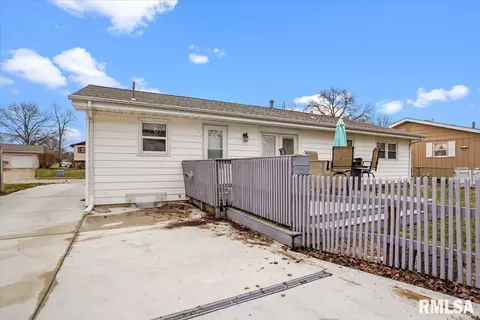 Exterior - 51 Andover Dr, Springfield, IL 62711 photo 5 of 8