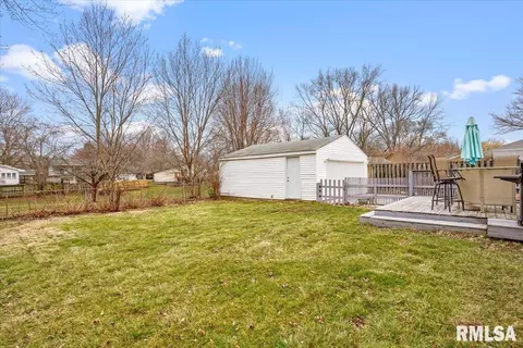 Exterior - 51 Andover Dr, Springfield, IL 62711 photo 7 of 8