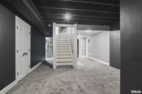 Entry Way - 2616 Dickens, Springfield, IL 62711 photo 3 of 3