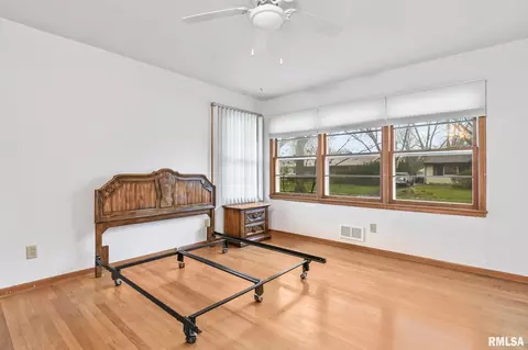 Other - 48 Glen Aire Dr, Springfield, IL 62703 photo 10 of 15