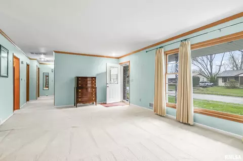 Other - 48 Glen Aire Dr, Springfield, IL 62703 photo 3 of 15