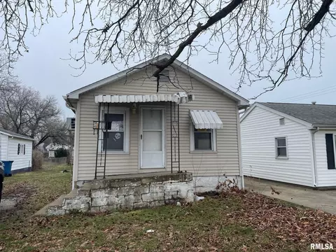 3048 S 11th St, Springfield, IL 62703 photo 2