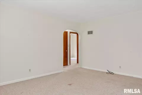 2325 S Lowell Ave, Springfield, IL 62704 photo 10