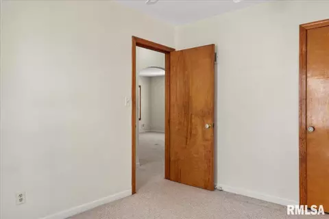 2325 S Lowell Ave, Springfield, IL 62704 photo 16