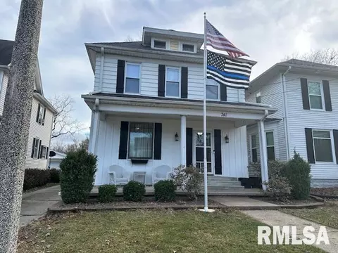 741 W Douglas Ave, Jacksonville, IL 62650
