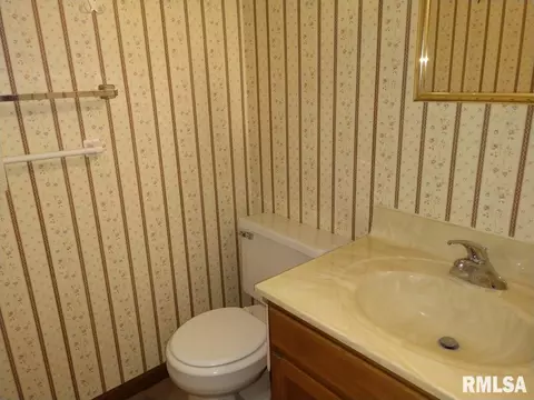 Bath - 703 E Holden St, Virden, IL 62690 photo 1 of 3