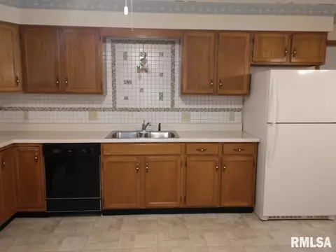 Kitchen - 703 E Holden St, Virden, IL 62690 photo 2 of 3