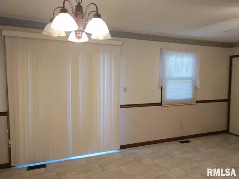 Other - 703 E Holden St, Virden, IL 62690 photo 2 of 8