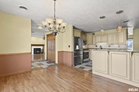 Living - 104 Argenta Dr, Springfield, IL 62704 photo 5 of 5