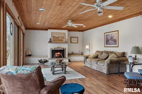 2 Long Bay Dr, Springfield, IL 62712 photo 15
