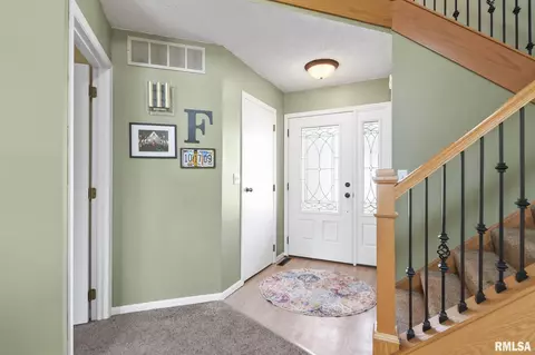 Entry Way - 3300 Blueberry Ln, Springfield, IL 62711 photo 1 of 4