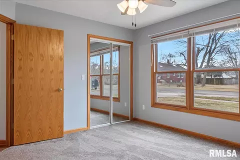 413 W Mulberry Street A, Chatham, IL 62629 photo 24