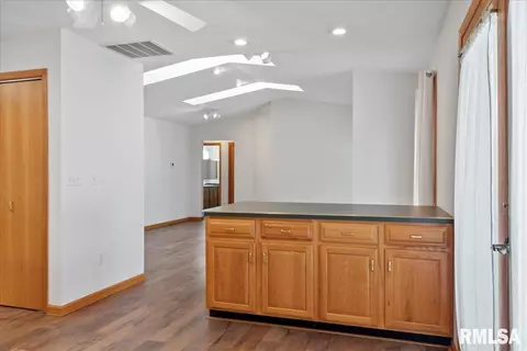 413 W Mulberry Street A, Chatham, IL 62629 photo 12