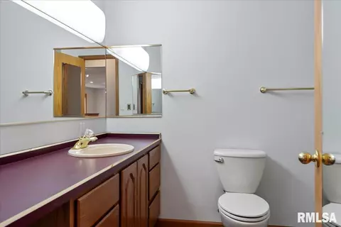 413 W Mulberry Street A, Chatham, IL 62629 photo 21
