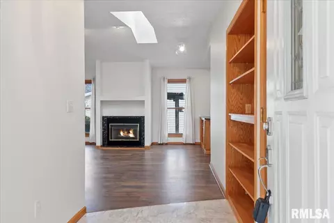 413 W Mulberry Street A, Chatham, IL 62629 photo 3