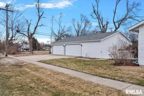 413 W Mulberry Street A, Chatham, IL 62629 photo 37