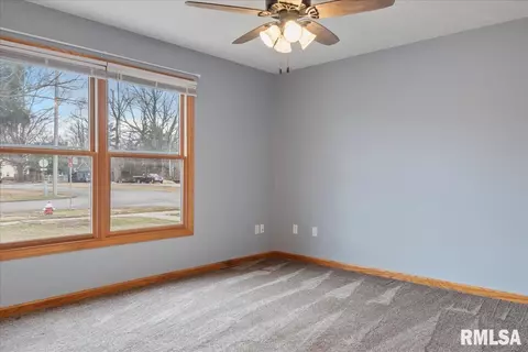413 W Mulberry Street A, Chatham, IL 62629 photo 23