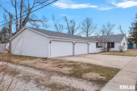 413 W Mulberry Street A, Chatham, IL 62629 photo 39