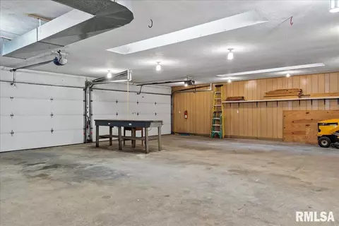 413 W Mulberry Street A, Chatham, IL 62629 photo 30