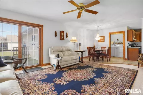 2312 Burgess Dr, Springfield, IL 62711 photo 13