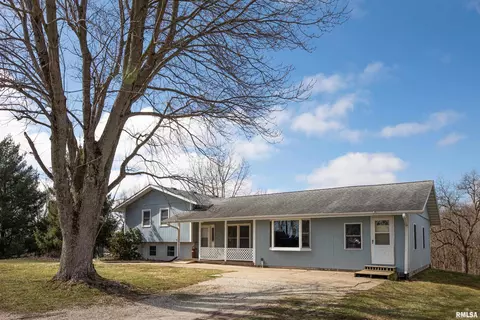22025 N Maher, Princeville, IL 61559