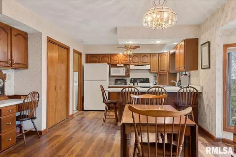 2521 Lindbergh Blvd, Springfield, IL 62704 photo 7