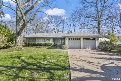 18 The Elms Ln, Springfield, IL 62712
