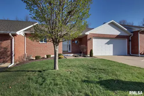506 Donegal Dr, Quincy, IL 62305