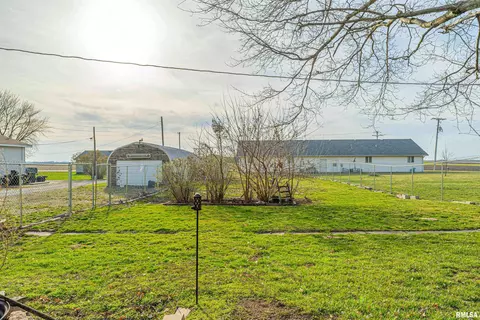 109 Logan St, Emden, IL 62635 photo 23
