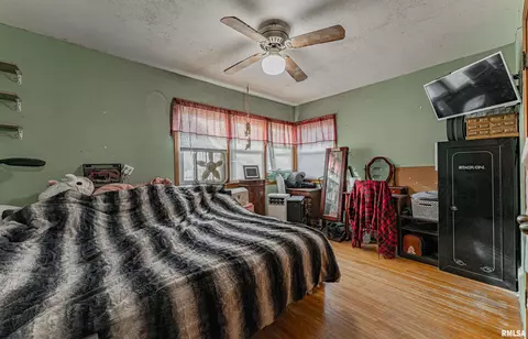 109 Logan St, Emden, IL 62635 photo 9