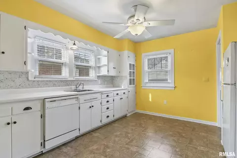 2117 Marland St, Springfield, IL 62702 photo 13