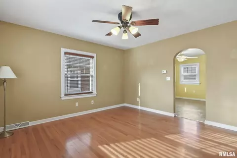 2117 Marland St, Springfield, IL 62702 photo 6