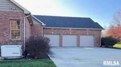 Other - 3408 Embassy Dr, Springfield, IL 62711 photo 3 of 10