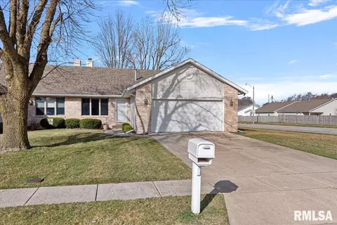 1601 Woodmore Dr, Springfield, IL 62711