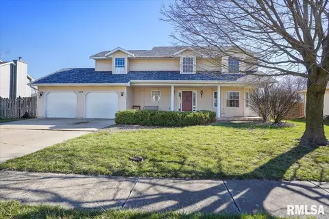 528 Richmond Dr, Chatham, IL 62629