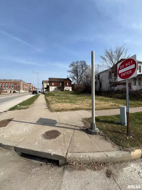 801 Jersey St, Quincy, IL 62301