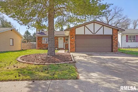 236 Hawkeye Way, Springfield, IL 62707
