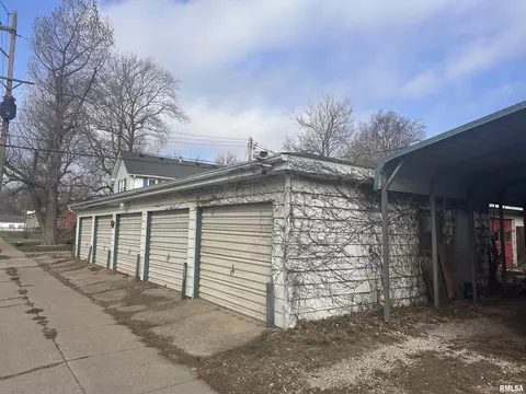 1401 N 9th St, Springfield, IL 62702 photo 6