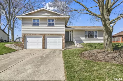 205 Westhampton Dr, Sherman, IL 62684