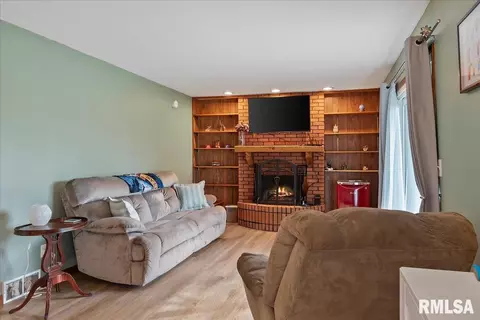 3205 Ellendale Dr, Springfield, IL 62704 photo 14