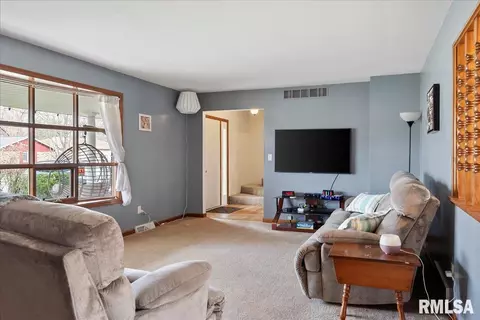 3205 Ellendale Dr, Springfield, IL 62704 photo 3