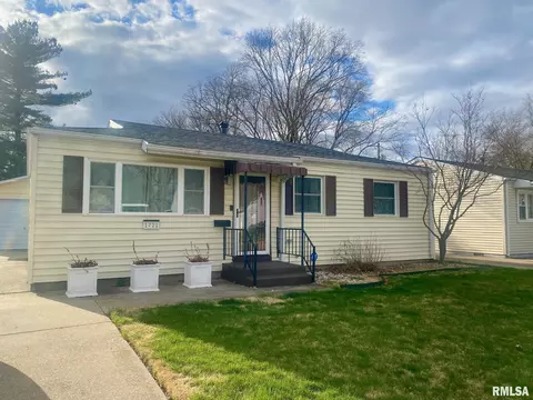 1721 N 19th St, Springfield, IL 62702 photo 2