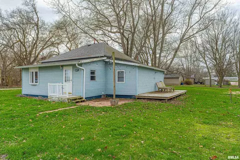 6615 3rd St, Midland City, IL 61727 photo 3