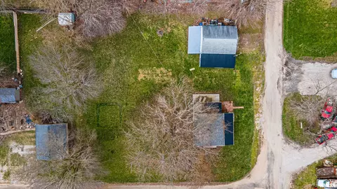 6615 3rd St, Midland City, IL 61727 photo 18