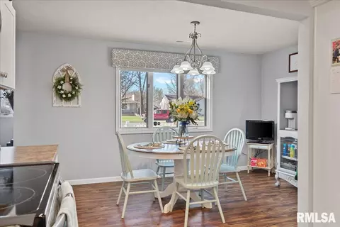 1645 W Glenn Ave, Springfield, IL 62704 photo 13