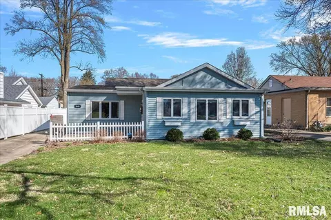 1645 W Glenn Ave, Springfield, IL 62704 photo 2
